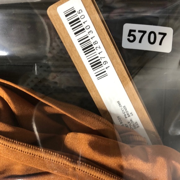 SKIMS Shine Foundations Cheeky Brief Bronze Brown NWT Size 4X - Picture 9 of 9